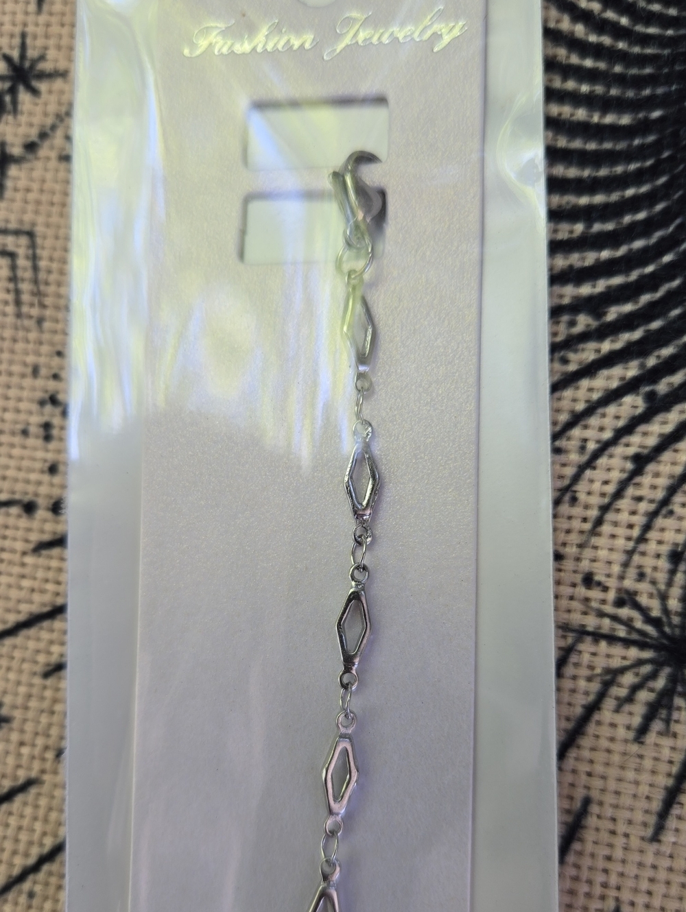 Stainless Steel Cutout Rhombus Bracelet 7 In
